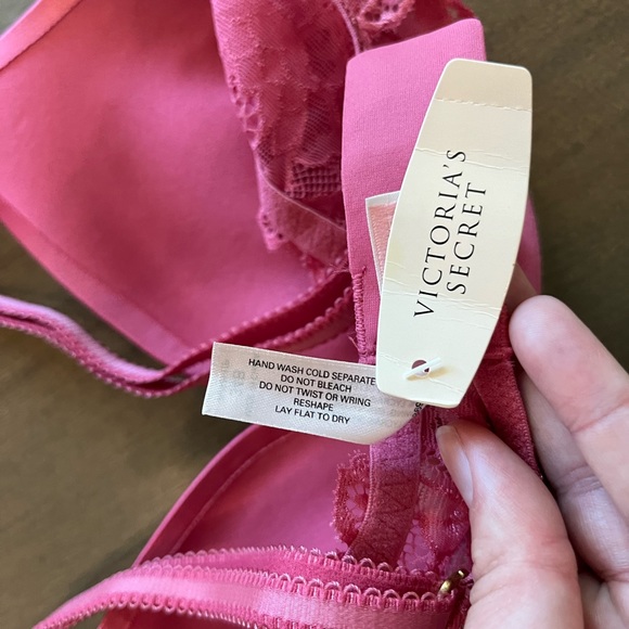 RARE NWT Victoria’s Secret 3 piece lingerie set - Picture 16 of 16
